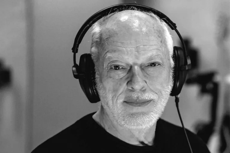 David Gilmour confirma turnê de seu novo álbum